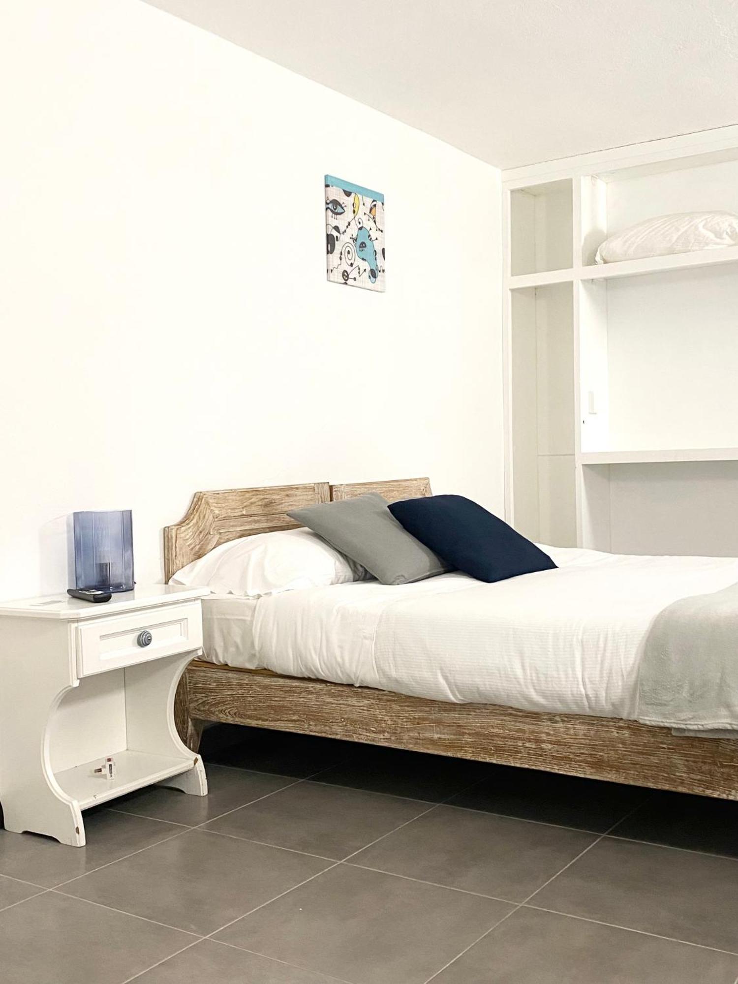 Cala Reale Rooms Marinella Марінелла Екстер'єр фото