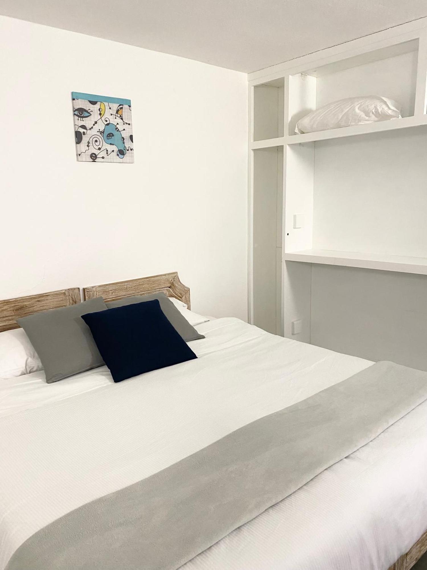 Cala Reale Rooms Marinella Марінелла Екстер'єр фото