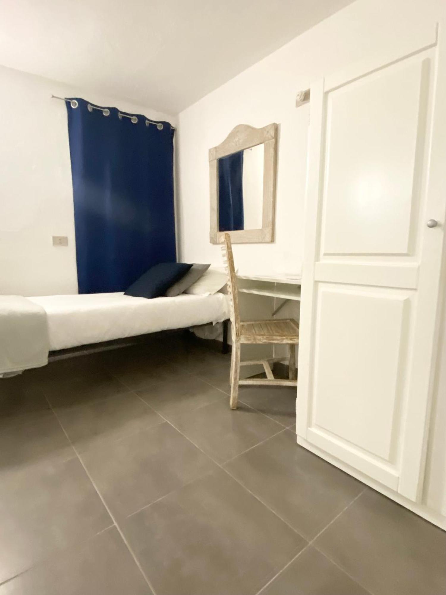 Cala Reale Rooms Marinella Марінелла Екстер'єр фото