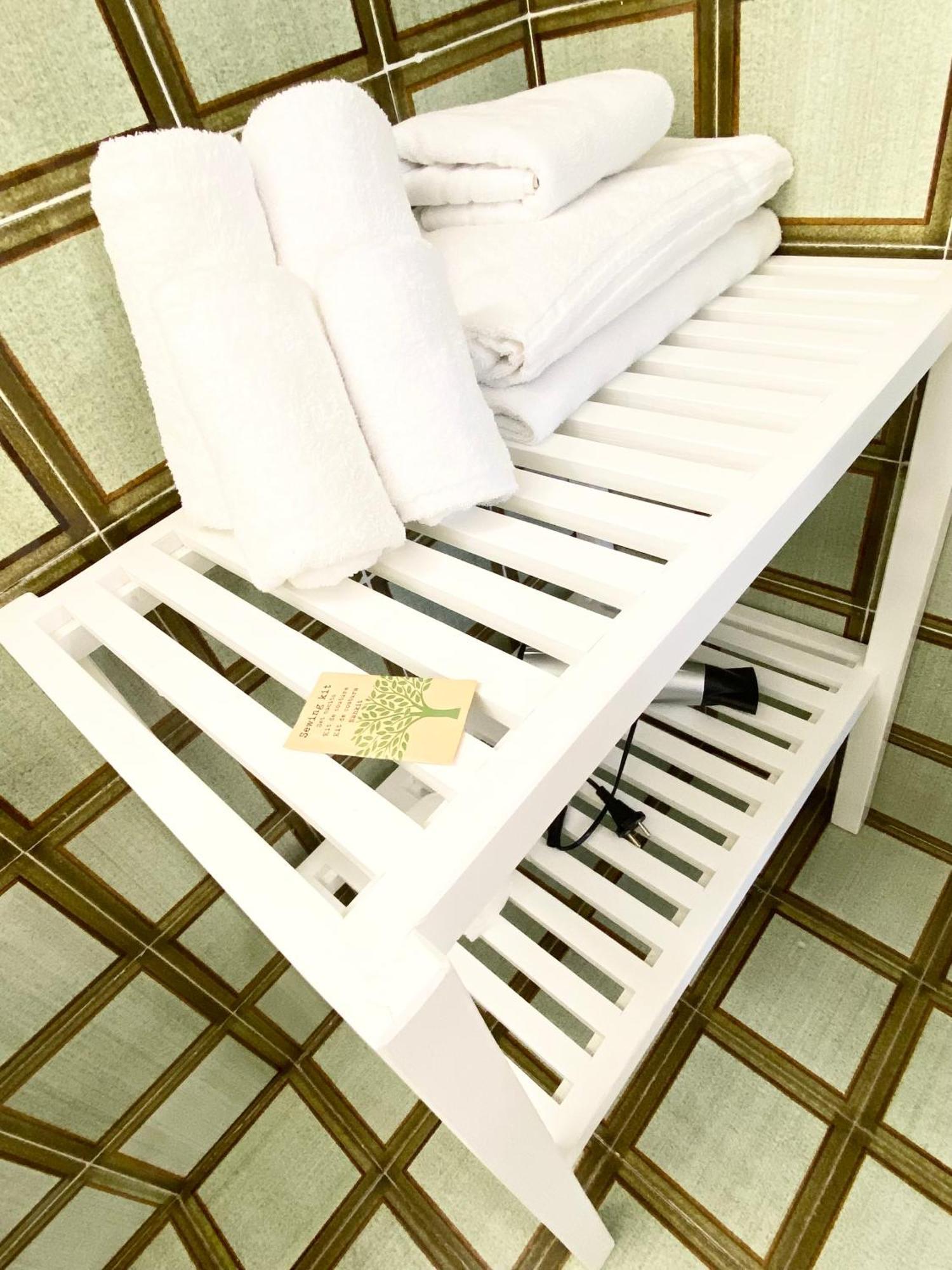 Cala Reale Rooms Marinella Марінелла Екстер'єр фото