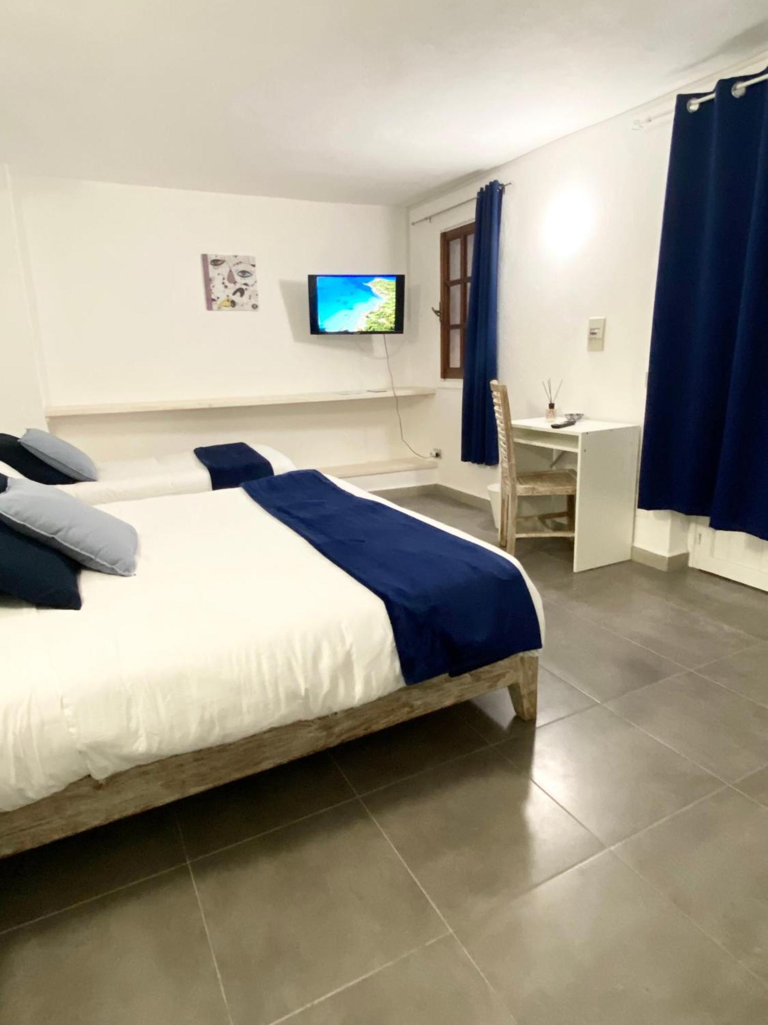 Cala Reale Rooms Marinella Марінелла Екстер'єр фото