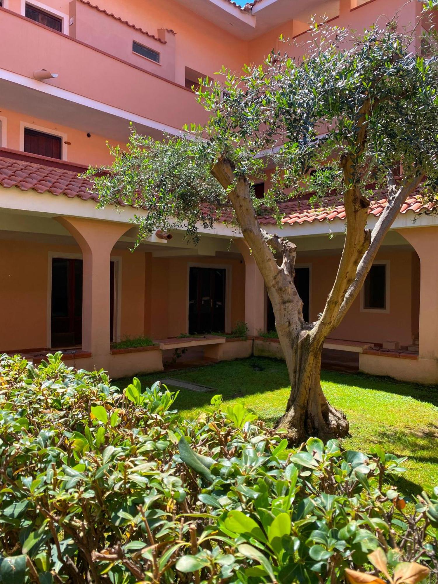 Cala Reale Rooms Marinella Марінелла Екстер'єр фото